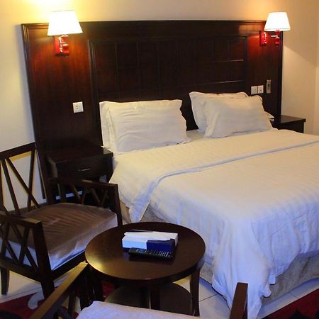 Al Harira Al Motamaiza Furnished Apartmentジェッダ エクステリア 写真