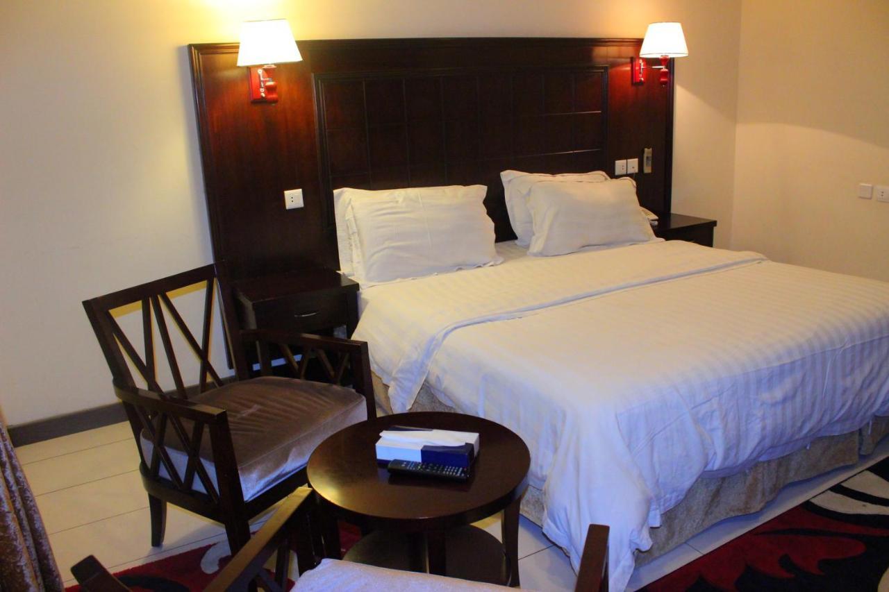 Al Harira Al Motamaiza Furnished Apartmentジェッダ エクステリア 写真