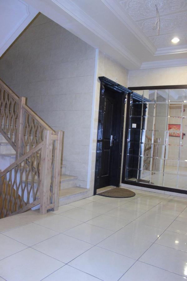 Al Harira Al Motamaiza Furnished Apartmentジェッダ エクステリア 写真